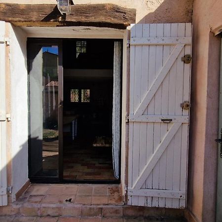 Studio Au Pied De La Sainte Victoire Puyloubier Ngoại thất bức ảnh