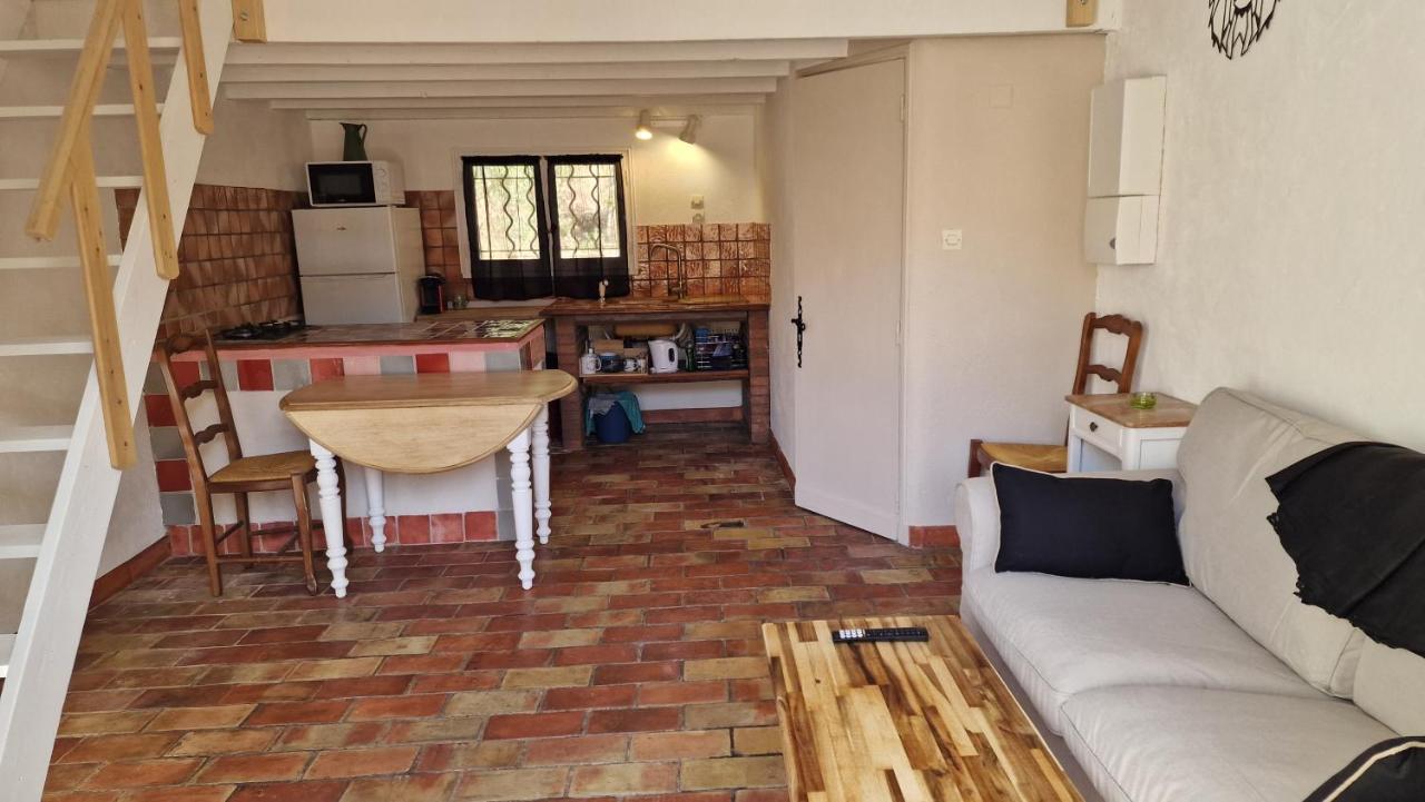 Studio Au Pied De La Sainte Victoire Puyloubier Ngoại thất bức ảnh